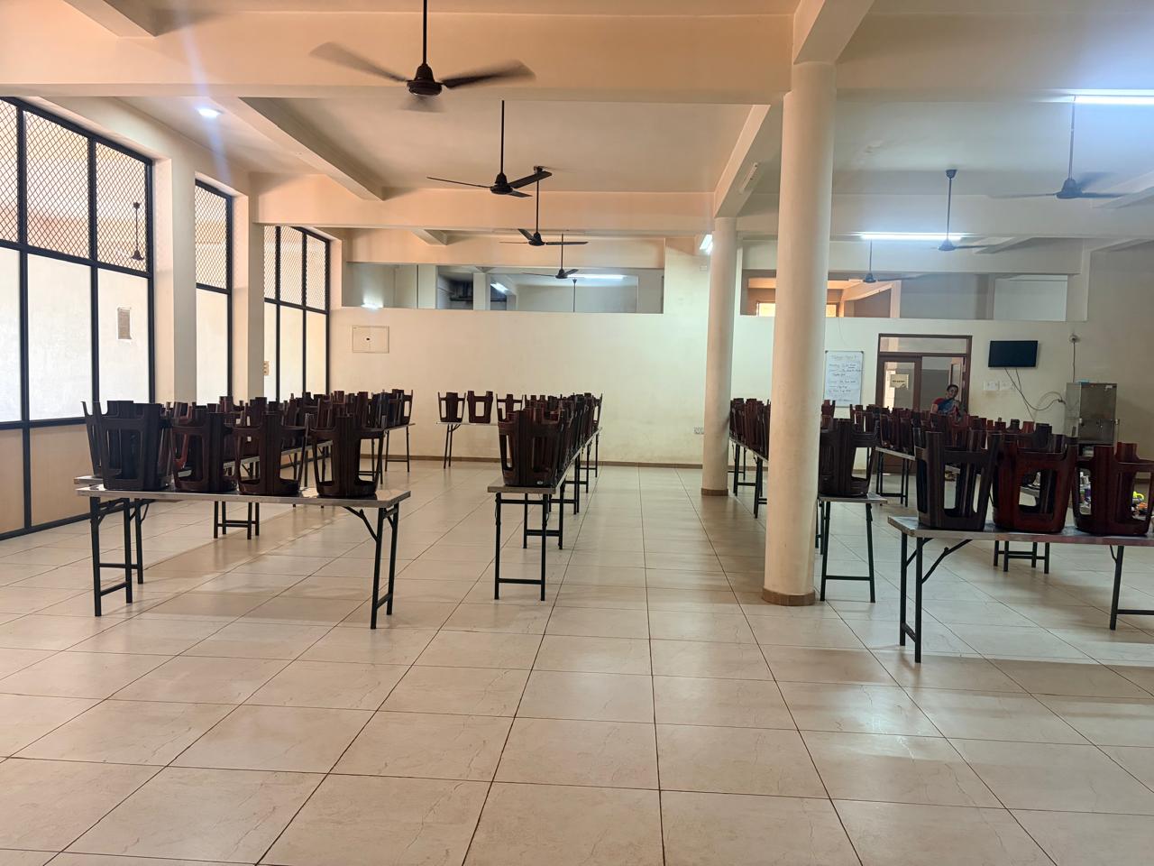  Hostel Mess